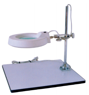 可调式照明放大镜（5倍）