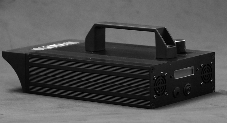 便携式多波段宽幅足迹搜索光源